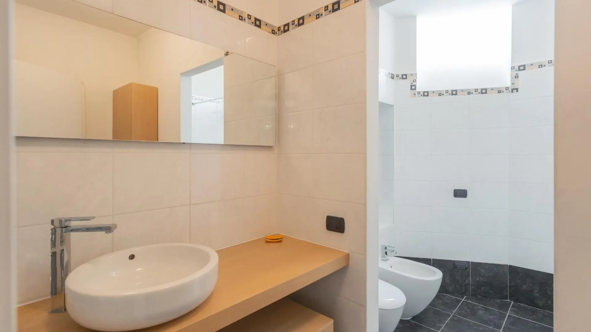 Villa Clara Parking,Wifi,Jacuzzi On Lake Como Torno Casa vacanze